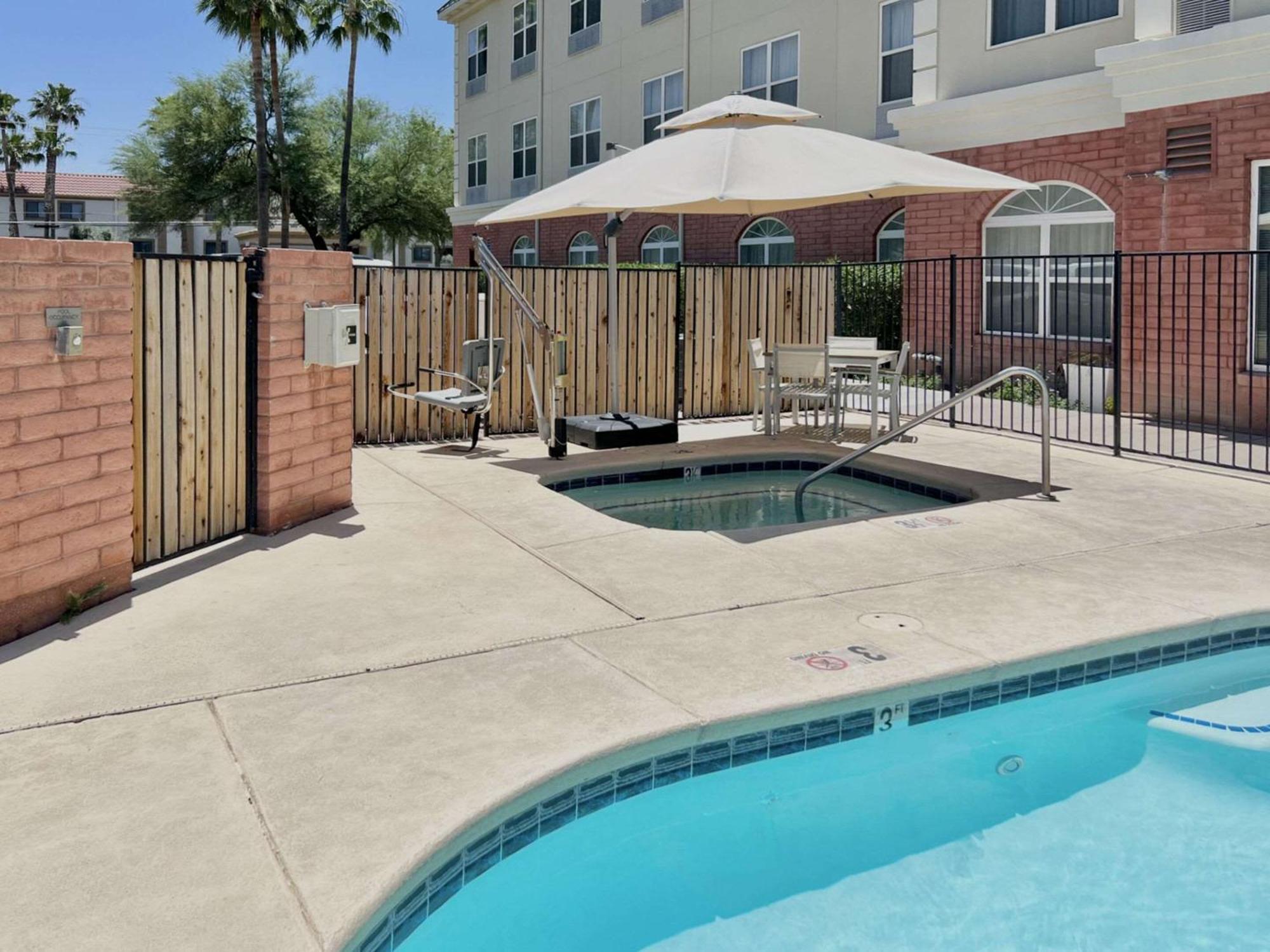 Country Inn & Suites By Radisson, Tucson Airport, Az Eksteriør billede